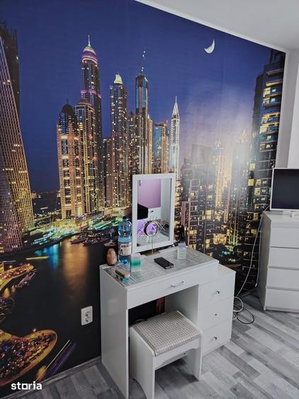 Apartament cu 3 camere decomandat în Barieră