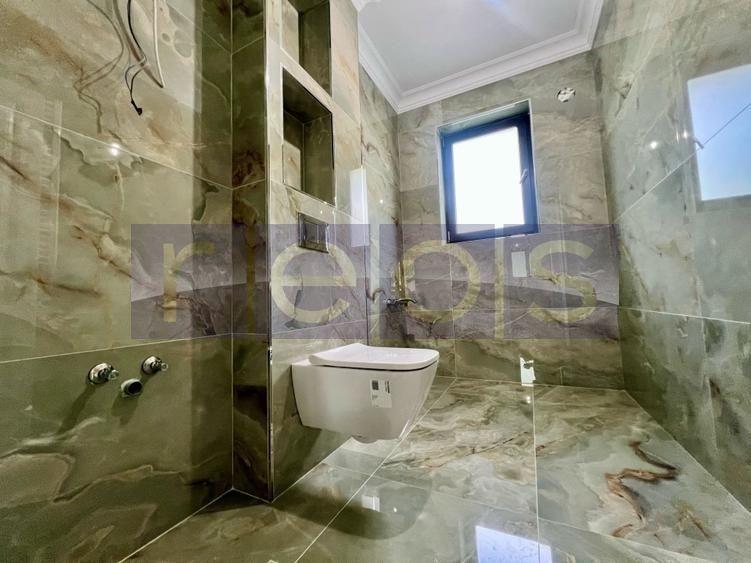 Apartament cu 3 camere decomandat în Aviației