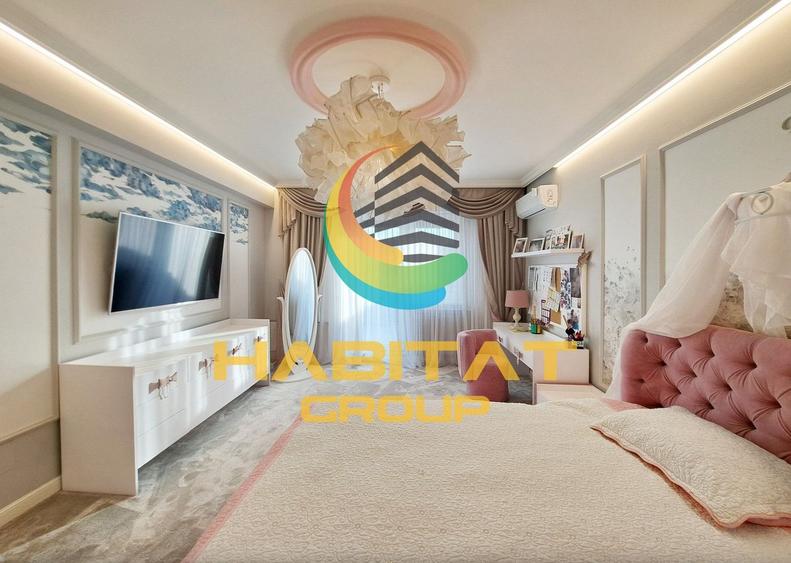 Penthouse cu 4 camere decomandat în Nord-Vest