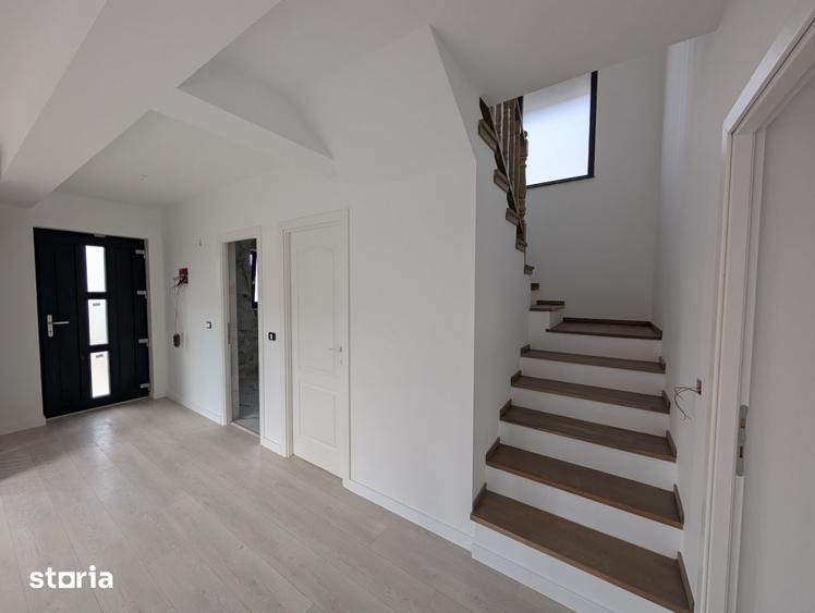 Casă cu 4 camere cu Teren 530 Mp în Central