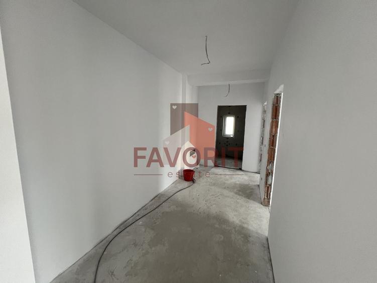 Apartament cu 3 camere decomandat în Giroc