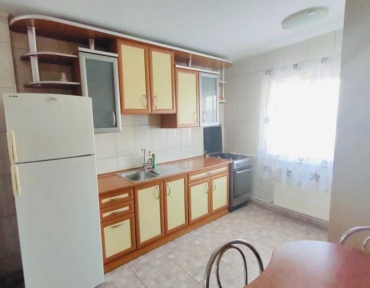 Apartament cu 3 camere decomandat în Mărăști