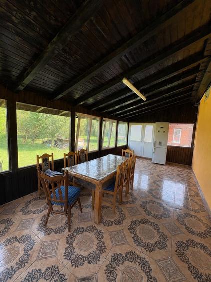 Casă cu 2 camere în Bughea de Jos