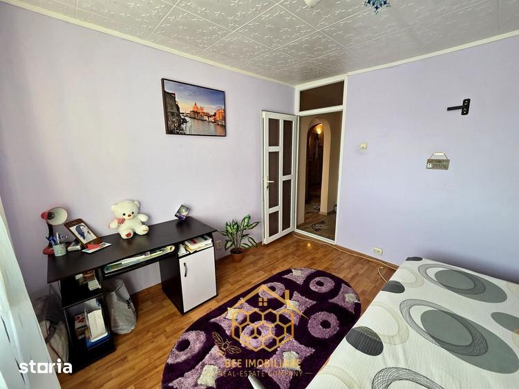 Apartament cu 3 camere in zona centrala - Filiasi - 13