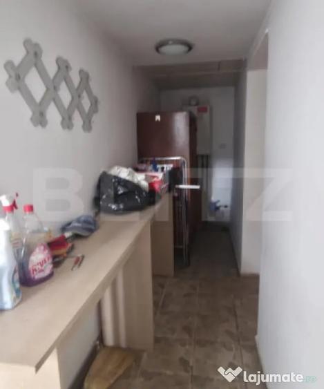 Casă cu 3 camere cu Teren 400 Mp în Central