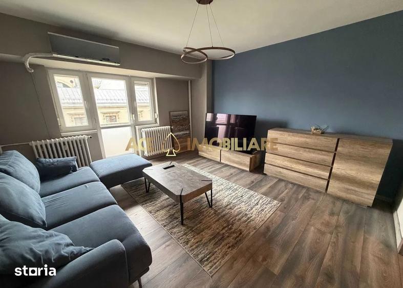 Apartament cu 3 camere în Centrul Istoric