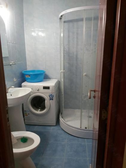 Apartament cu 2 camere decomandat în Drumul Taberei