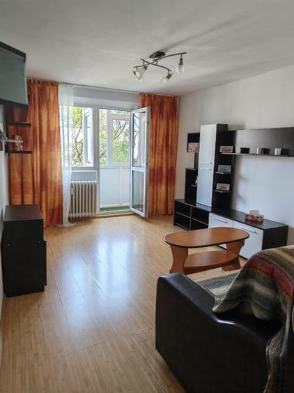 Apartament cu 2 camere decomandat, mobilat în Drumul Taberei