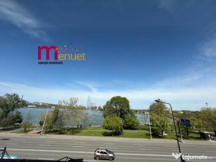 Apartament cu 2 camere decomandat în Pelican