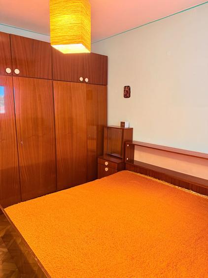 Apartament cu 4 camere decomandat în Ultracentral