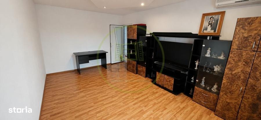 Apartament cu 2 camere decomandat în Albești