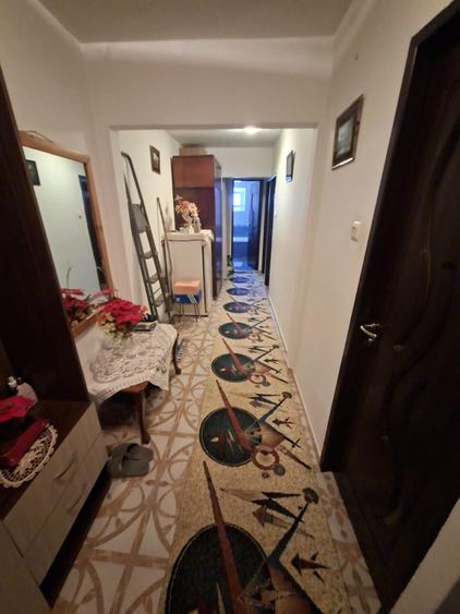 Apartament cu 3 camere decomandat, zona Frumoasa - 2