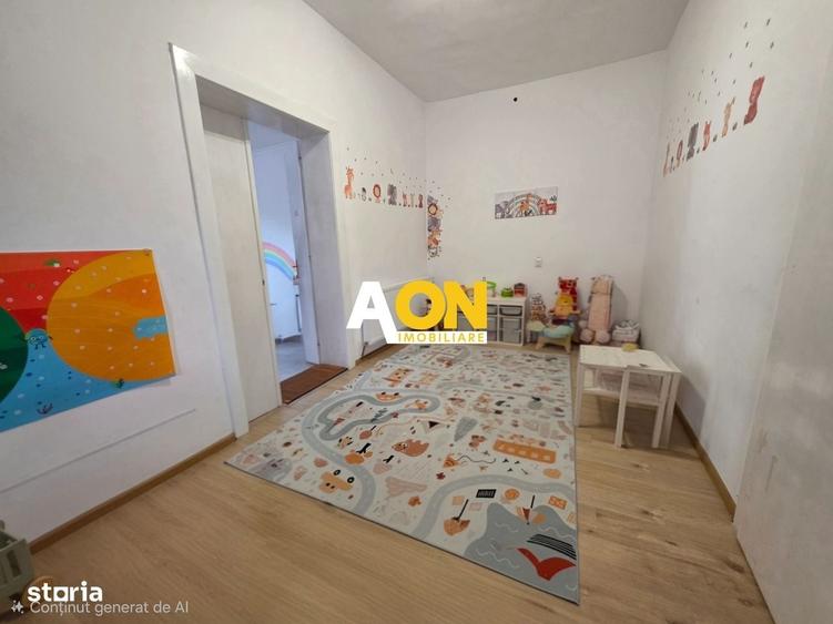 Casă cu 4 camere în Vinerea