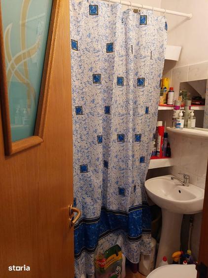 Apartament cu 3 camere decomandat în Nerva Traian