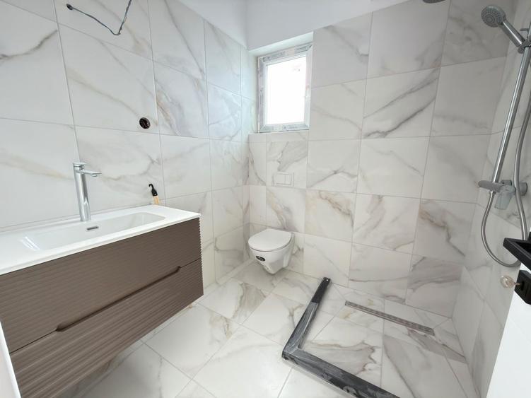 Casă individuală cu 3 camere cu Canalizare în Berceni