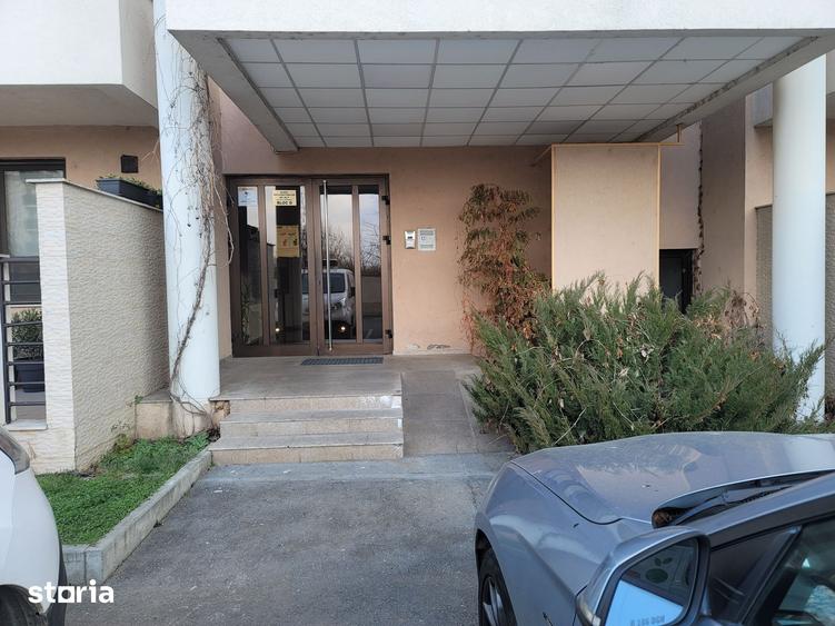 Garsonieră decomandată în Băneasa