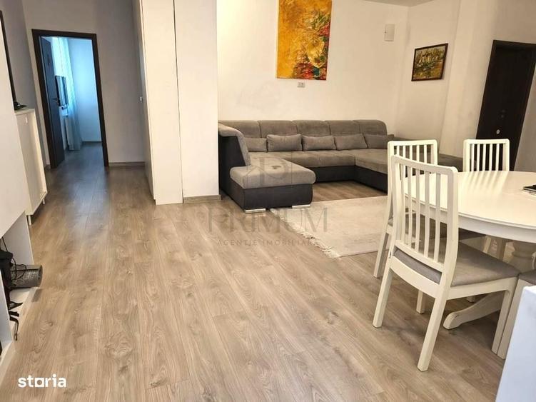 Apartament cu 4 camere decomandat în Central