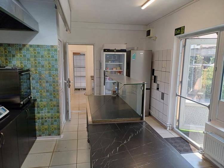 Spațiu comercial, de 40 mp, în Gara