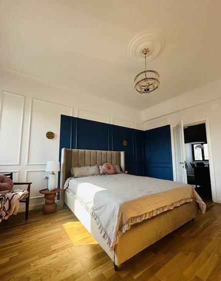Apartament cu 4 camere în Victoriei