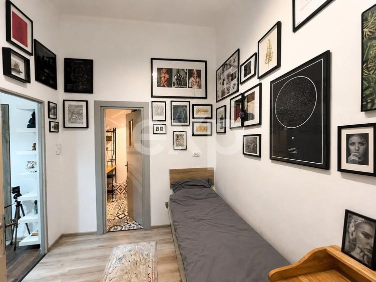 Apartament cu 2 camere semidecomandat, mobilat în Semicentral
