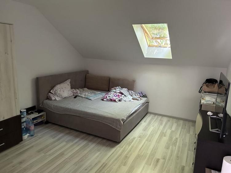 Casă cu 3 camere în Central
