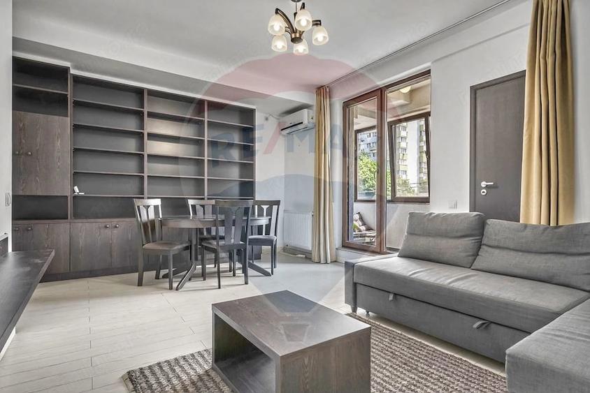 Apartament cu 2 camere decomandat în Jiului