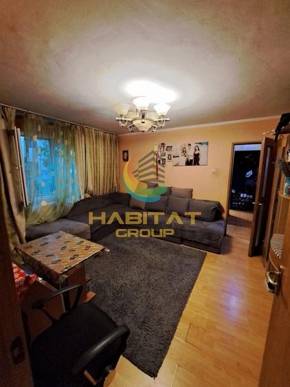 Apartament cu 3 camere decomandat, mobilat în P-ța Reșița