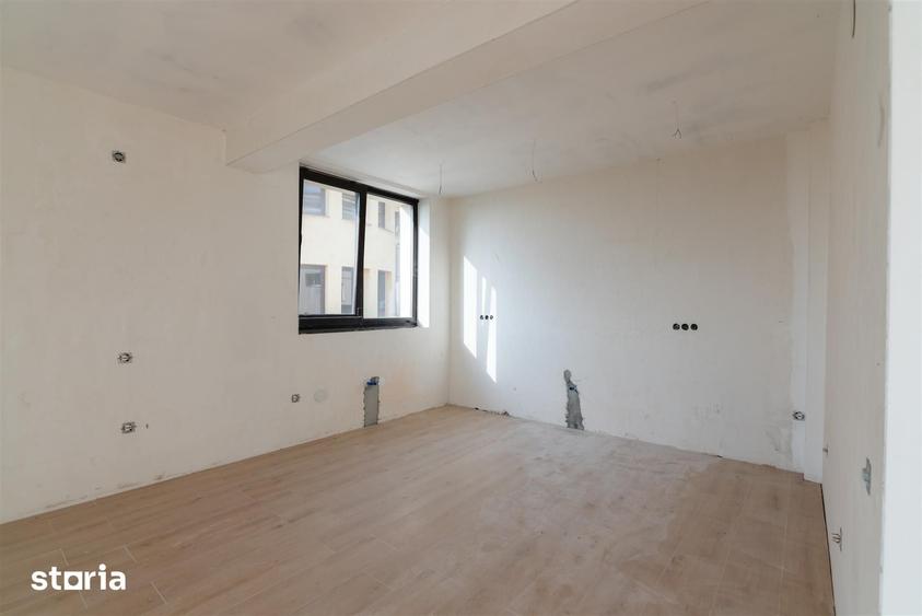 Casă cu 4 camere cu Teren 700 Mp în Oncea