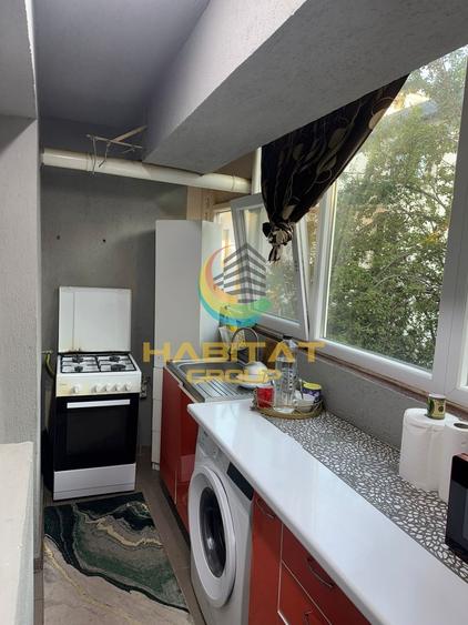 Apartament cu 2 camere decomandat, mobilat în Apărătorii Patriei