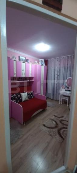 Apartament cu 2 camere semidecomandat, mobilat în Independenței