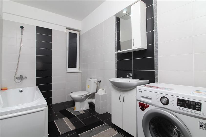 Apartament o camera, decomandat, la 15 minute de Facultatea de Litere - 6
