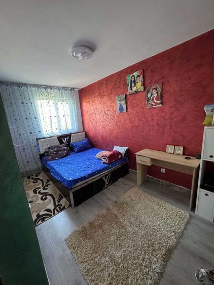Apartament cu 4 camere în Hipodrom