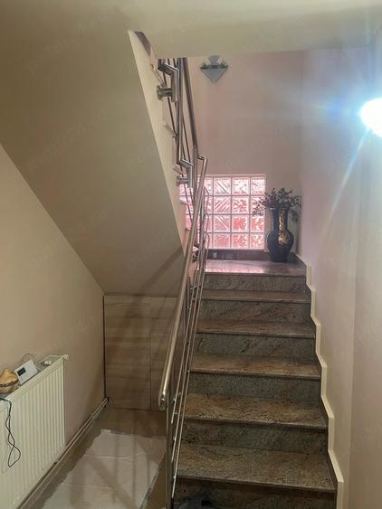Casă cu Teren 500 Mp în Bariera Vâlcii