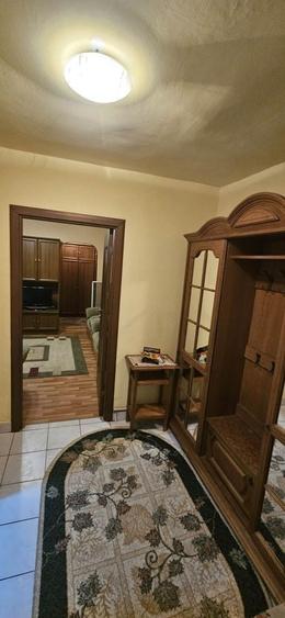 Apartament cu 2 camere semidecomandat în Dara