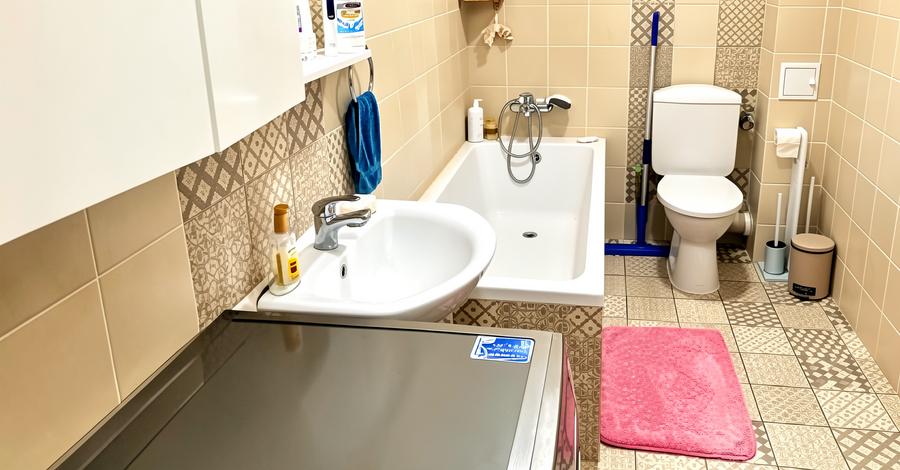 Apartament cu 2 camere decomandat în Titan