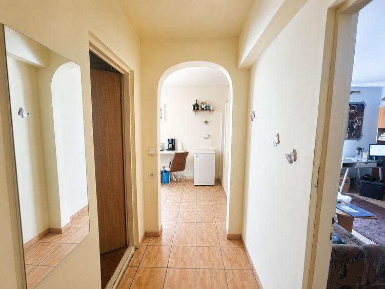 Apartament 1 camera decomandat, 37 mp, parcare, str Frunzisului - 7