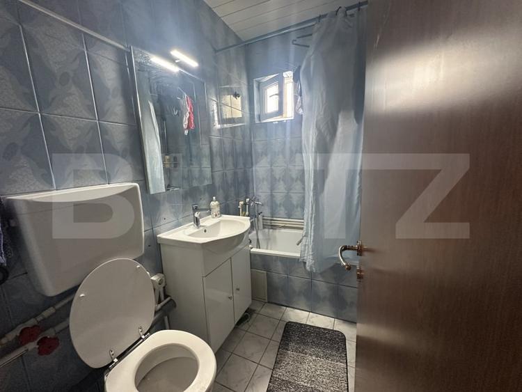 Apartament cu 2 camere semidecomandat, mobilat în Debarcader