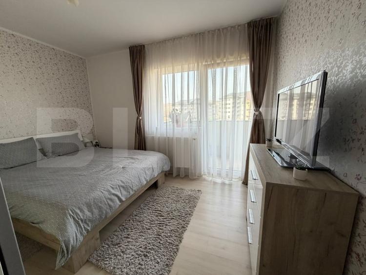 Apartament cu 2 camere semidecomandat, mobilat în Florești