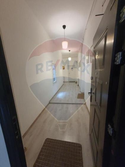 Apartament cu 4 camere decomandat în Ultracentral