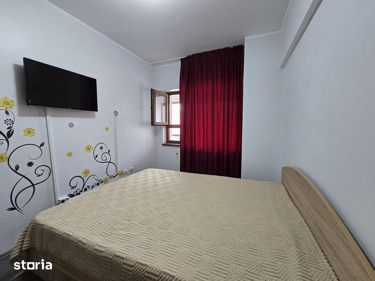 Apartament cu 2 camere în Micro 17