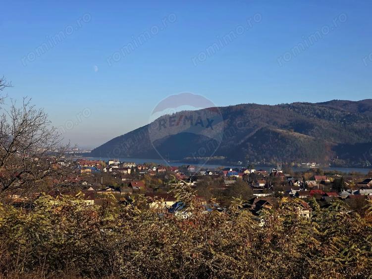 Teren de 6874 mp, în Alexandru cel Bun