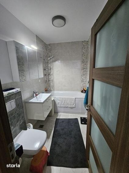 Apartament cu 2 camere semidecomandat în Rediu