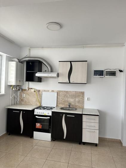 Apartament cu 2 camere decomandat în 9 Mai
