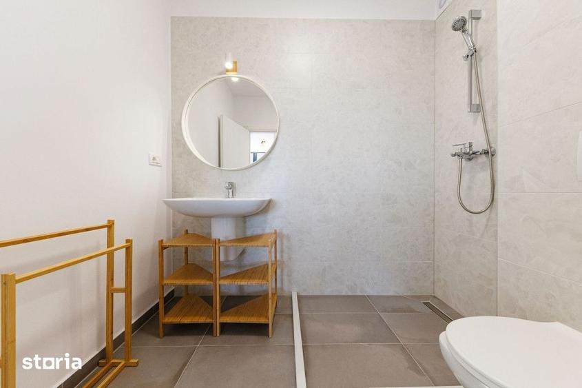 Apartament cu 3 camere, mobilat în Torontalului