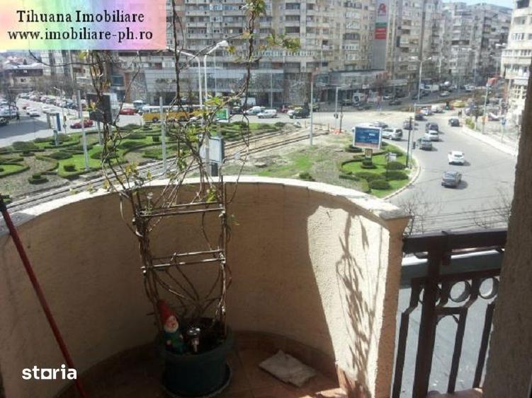 Apartament cu 2 camere decomandat în Republicii