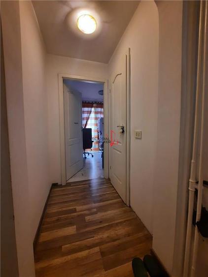 Apartament cu 4 camere decomandat în Pantelimon