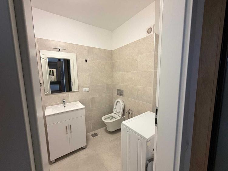Apartament cu 2 camere decomandat în Florești