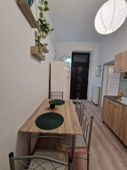 Apartament cu 2 camere semidecomandat în Ultracentral