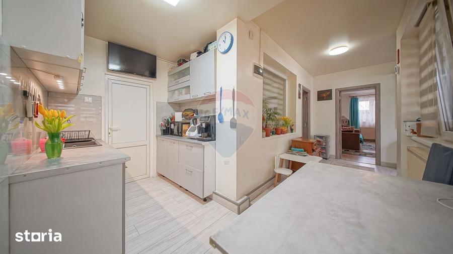 Casă cu 3 camere cu Teren 302 Mp în Bartolomeu