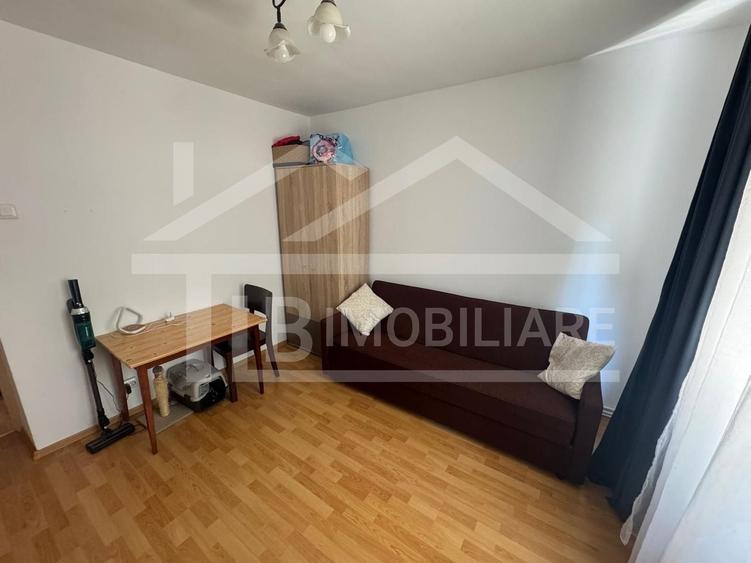 Apartament cu 2 camere decomandat în Cornișa